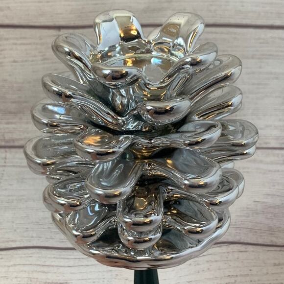 Silver Metal Pinecone Green Planter Stick Christmas Holiday Rustic Winter - Picture 1 of 8